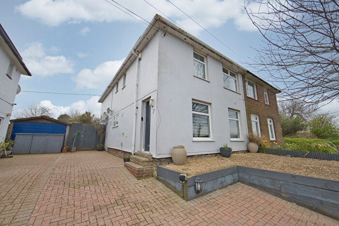 4 Bedroom Semi Detached House For Sale In North Way, Betteshanger, Deal, Kent, CT14