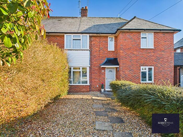 2 Bedroom Flat For Sale In Farleys Close, West Horsley, Leatherhead, KT24