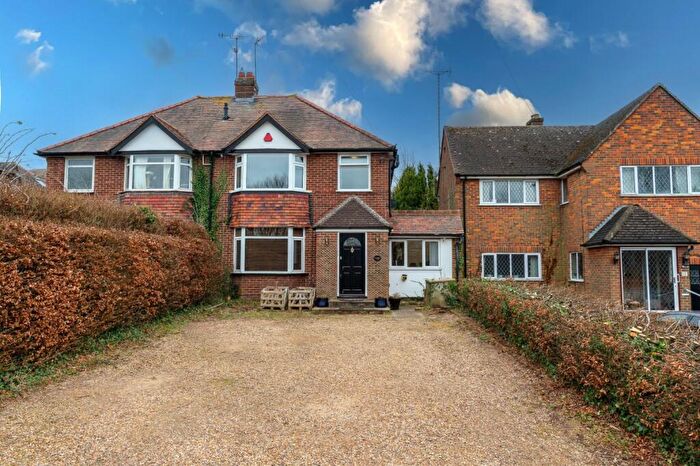 4 Bedroom Semi-Detached House To Rent In Tring Road, Dunstable, Bedfordshire, LU6