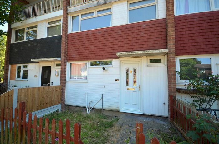 3 Bedroom Terraced House To Rent In Lincoln Road, Basildon, SS14