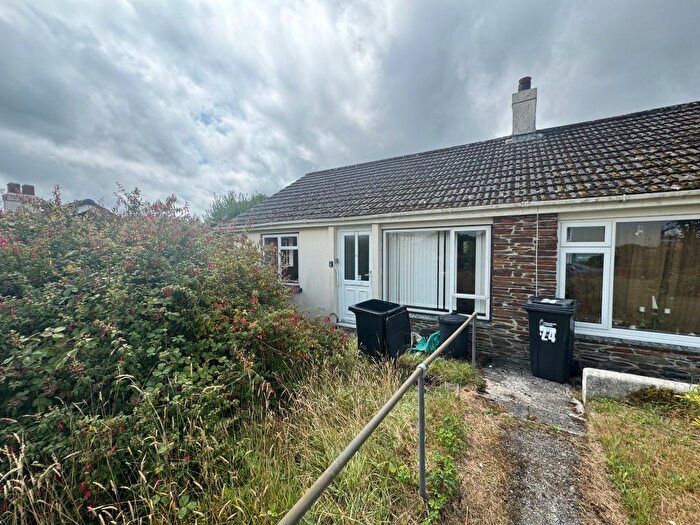1 Bedroom Semi Detached Bungalow For Sale In Moorland Way, Gunnislake, Cornwall, PL18