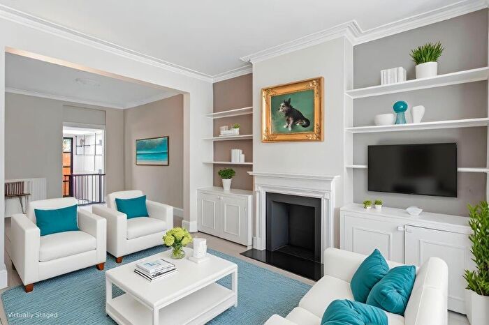 3 Bedroom End Of Terrace House For Sale In Bothwell Street, Hammersmith, London, W6