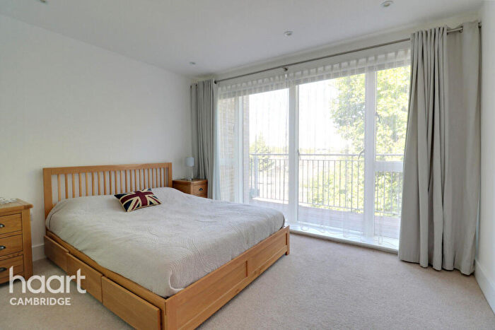1 Bedroom Apartment For Sale In Keynes House, Kingsley Walk, Cambridge, CB5