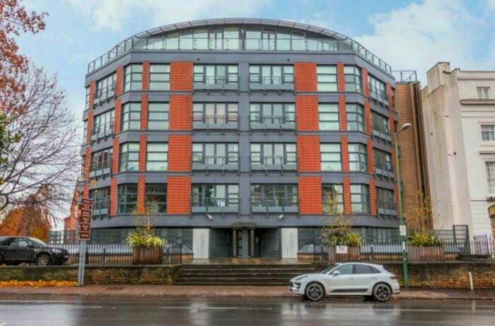 2 Bedroom Apartment To Rent In Western Terrace, The Park, Nottingham, Nottinghamshire, NG7