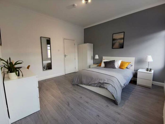 1 Bedroom House To Rent In Furzeham Road, West Drayton, UB7