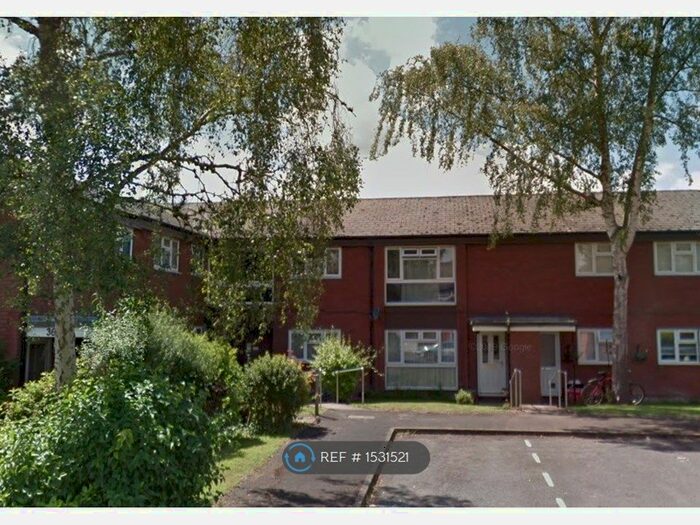 2 Bedroom Flat To Rent In Woodloes Park, Warwick, CV34