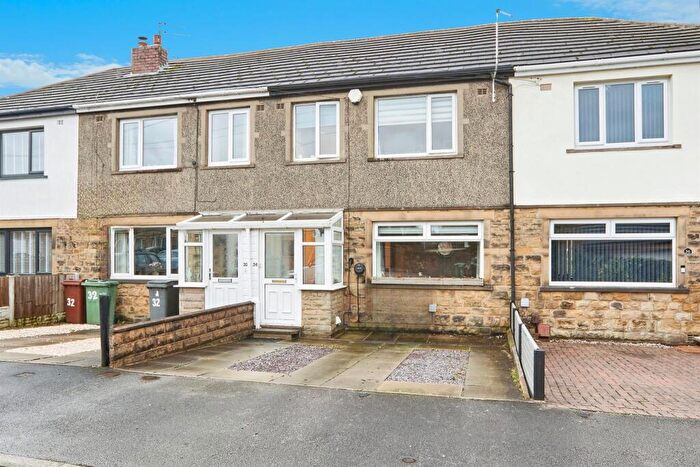 3 Bedroom Terraced House For Sale In Moorfield Crescent, Pudsey, LS28