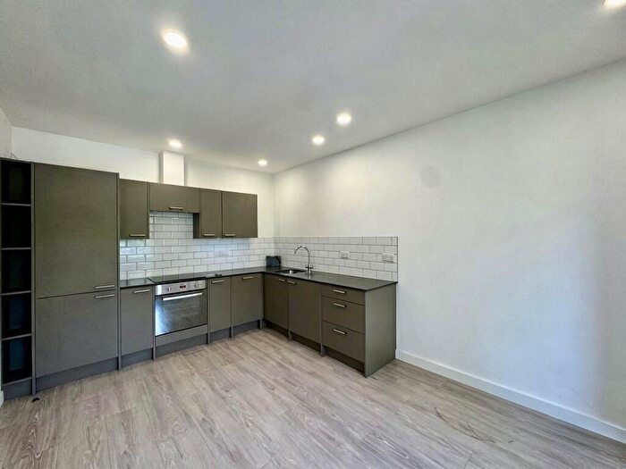 1 Bedroom Apartment To Rent In Southernhay Gardens, Exeter, EX1