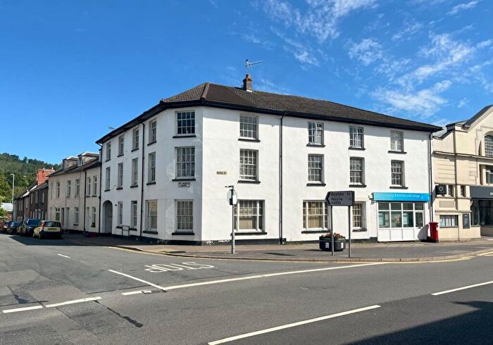 1 Bedroom Flat For Sale In Monk Street, Abergavenny, NP7