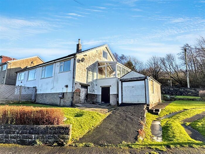 3 Bedroom Bungalow For Sale In Brow Top Road, Cross Roads, Keighley, BD22