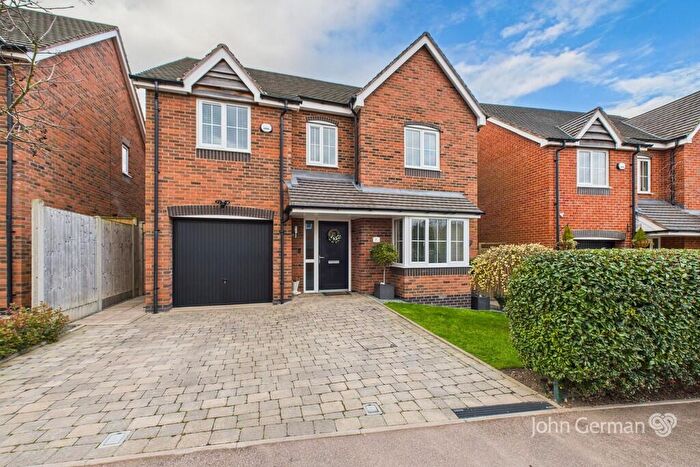 4 Bedroom Detached House For Sale In St. Peters Way, Yoxall, DE13