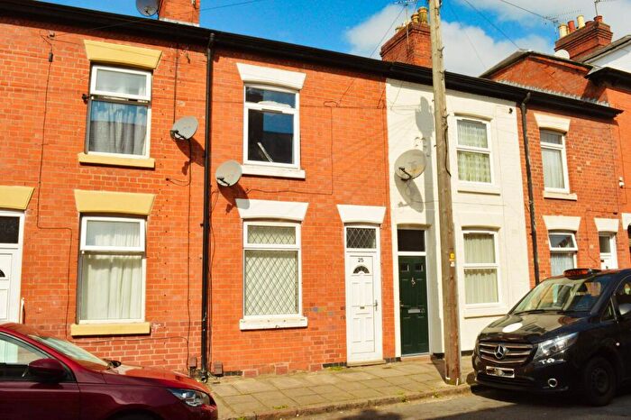 3 Bedroom Terraced House For Sale In Chandos Street, Highfields, Leicester, LE2