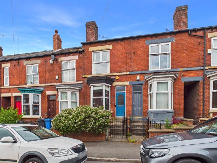 3 Bedroom Terraced House For Sale In Vincent Road, Sharrow, Sheffield, S7