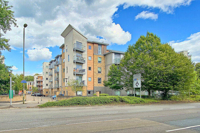 1 Bedroom Apartment To Rent In Brand House, Farnborough, GU14