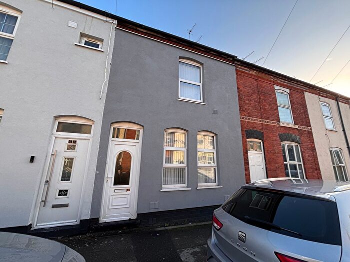 3 Bedroom Property To Rent In Thorpe Road, Walsall, WS1