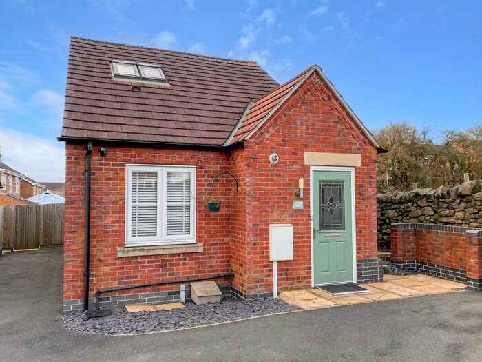 2 Bedroom Detached House To Rent In Thornton Way, Belper DE56