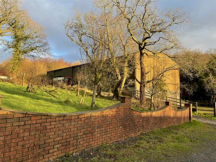 Property For Sale In Heol Ddu, Ammanford, SA18