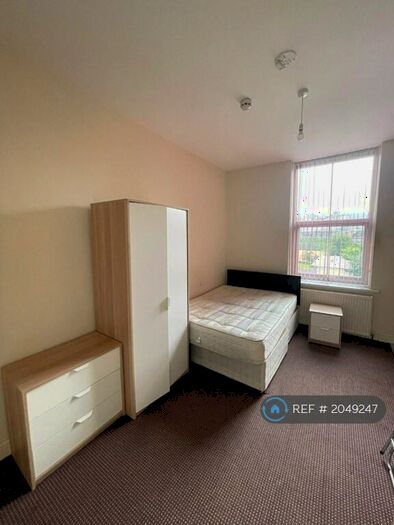 Studio To Rent In Manningham Lane, Bradford, BD8