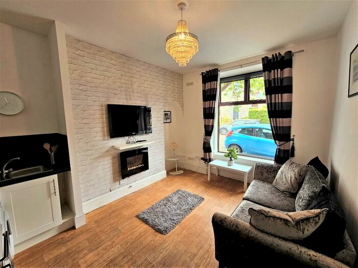 1 Bedroom Flat To Rent In Irvine Place, Aberdeen, AB10