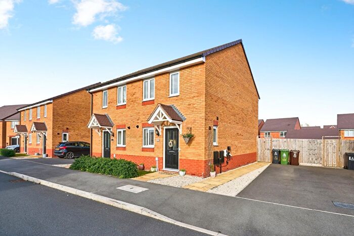 2 Bedroom Semi Detached House For Sale In Matte Street, Walsall, West Midlands, WS3