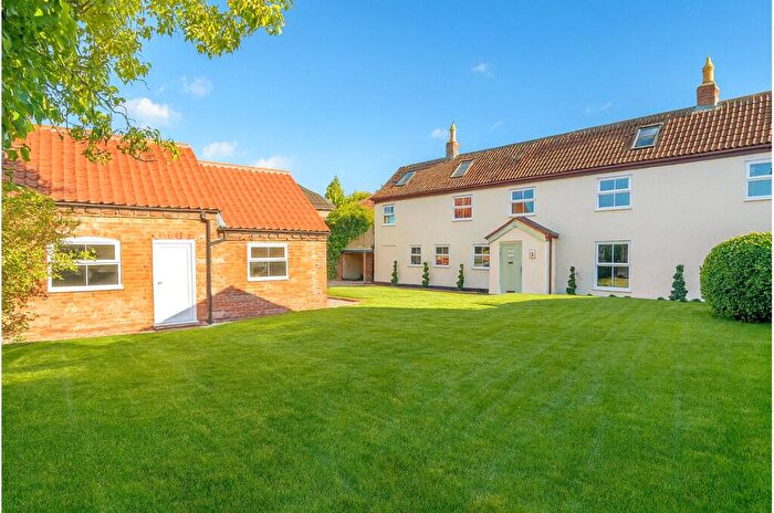 6 Bedroom Detached House For Sale In Everton, Doncaster, Nottinghamshire, DN10