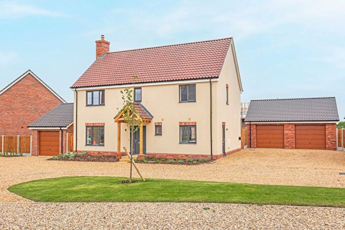 4 Bedroom Detached House For Sale In Close To The Coast, Hales, NR14