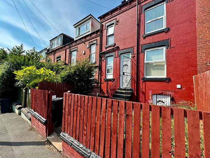 2 Bedroom Terraced House To Rent In Ashton Avenue, Leeds, West Yorkshire, LS8