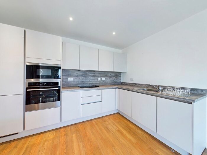2 Bedroom Flat To Rent In Nyland Court, Naomi Street, SE8