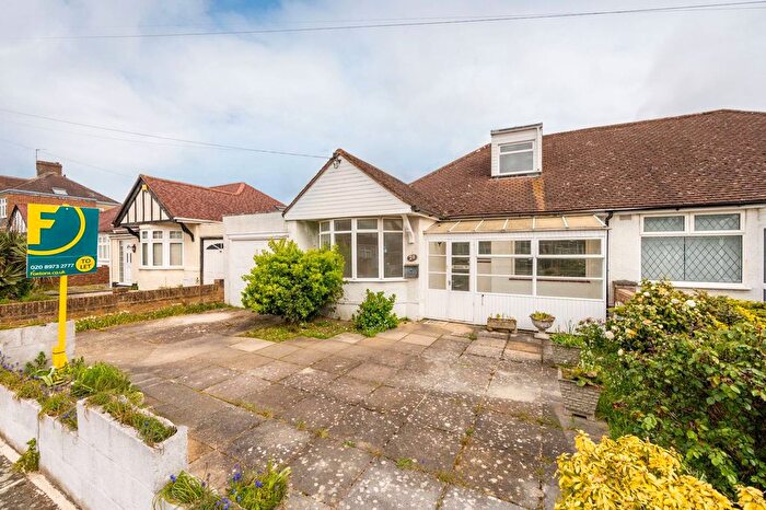 3 Bedroom Bungalow To Rent In Sheringham Avenue, Whitton, Twickenham, TW2