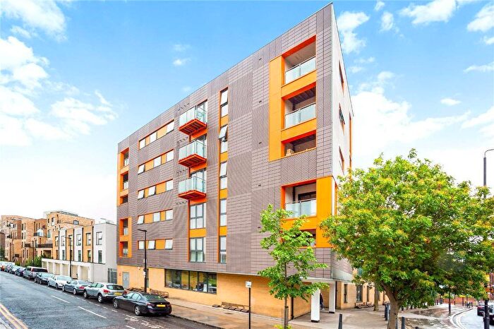 1 Bedroom Flat To Rent In Park View Court, Devons Road, Bow, Whitechapel, Lime House, Mile End, London, E3