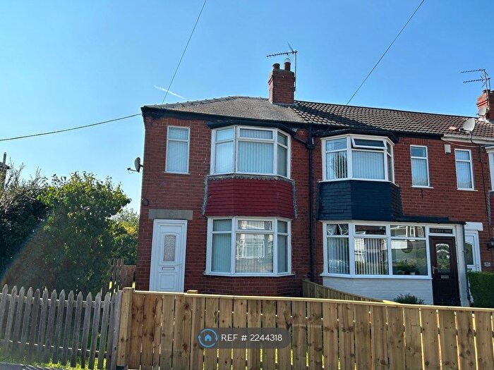 2 Bedroom End Of Terrace House To Rent In Rockford Avenue, Hull, HU8