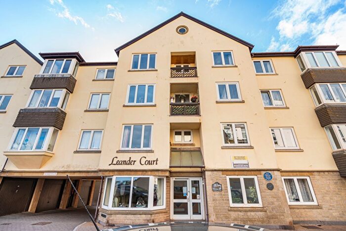 1 Bedroom Property For Sale In Leander Court, Teignmouth, TQ14