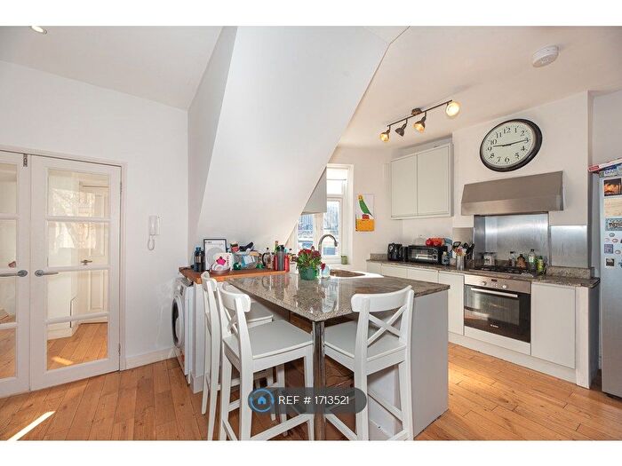 3 Bedroom Flat To Rent In Jerdan Place, London, SW6