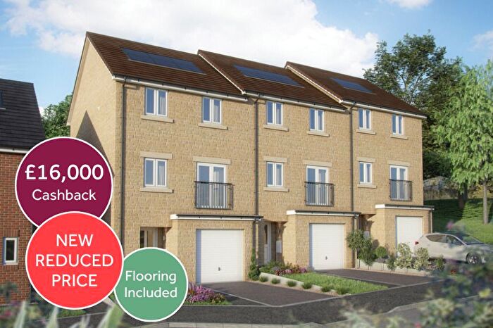 3 Bedroom Town House For Sale In "The Bloomfield" At Heathfield Lane, Birkenshaw, Bradford, BD11