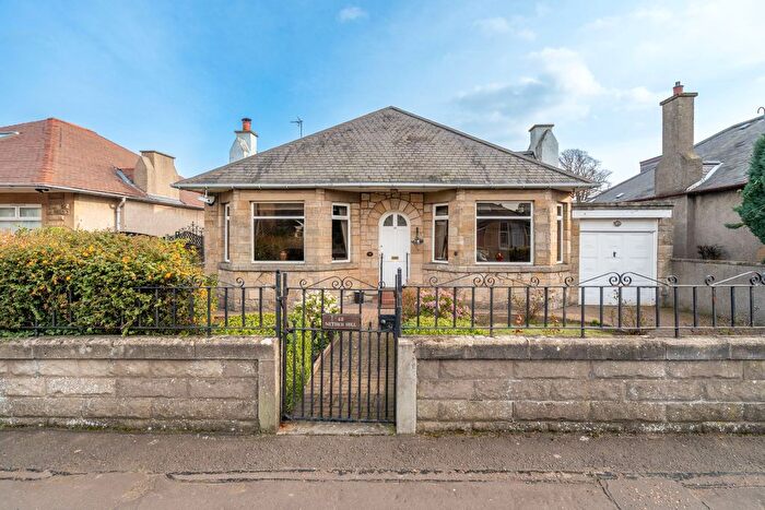 3 Bedroom Detached House For Sale In Meadowfield Avenue, Edinburgh, EH8