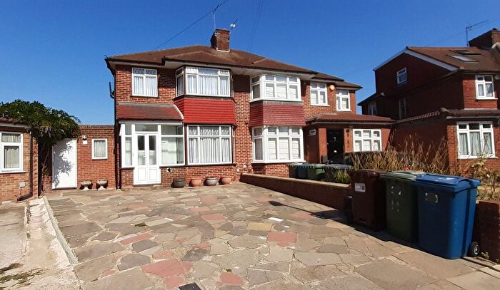 3 Bedroom Semi-detached House For Sale In St. Andrews Close, Stanmore, HA7
