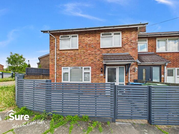 3 Bedroom End Of Terrace House To Rent In Candlefield Road, Hemel Hempstead, Hertfordshire, HP3