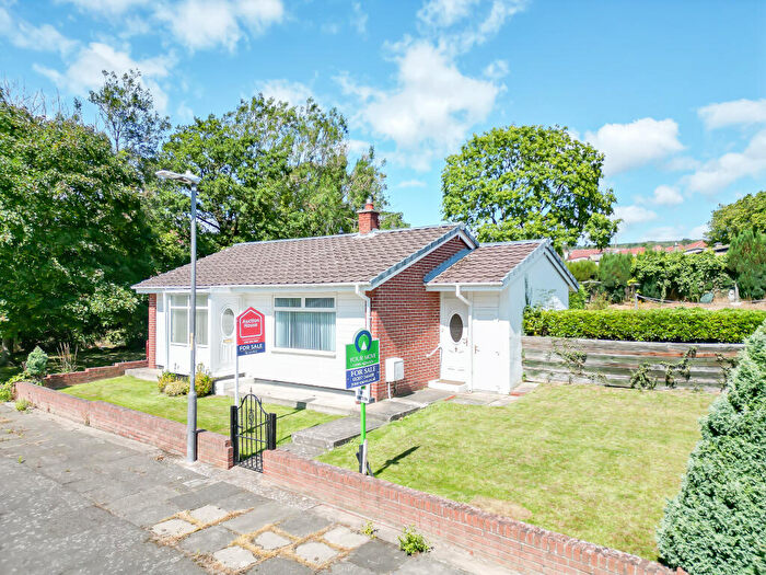 2 Bedroom Detached Bungalow For Sale In Runnymede Gardens, Chopwell, Newcastle Upon Tyne, Tyne And Wear, NE17