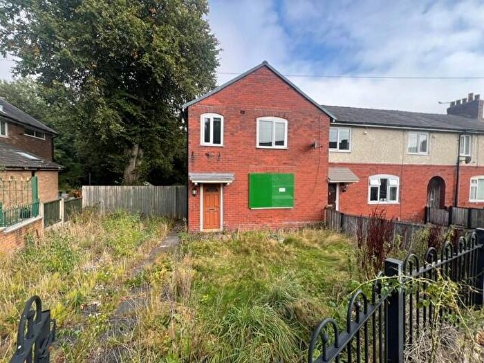 3 Bedroom End Of Terrace House For Sale In Grosvenor Street, Kearsley, Bolton, Greater Manchester, BL4