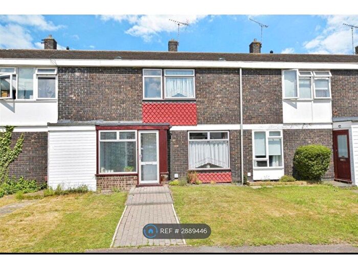 3 Bedroom Terraced House To Rent In Dordells, Basildon, SS15