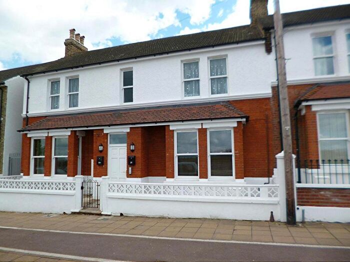 2 Bedroom Flat To Rent In Marlborough Road, Gillingham, Medway, ME7