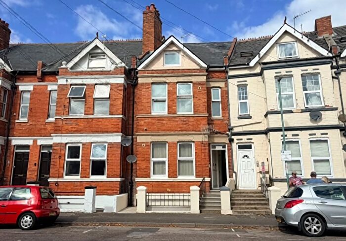 7 Bedroom Terraced House For Sale In Windsor Road, Bournemouth, Dorset, BH5