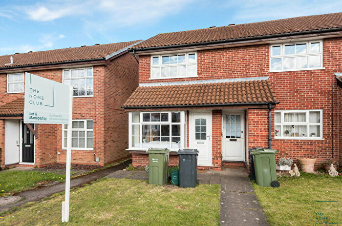 2 Bedroom Flat To Rent In Worplesdon Road, Guildford, GU2