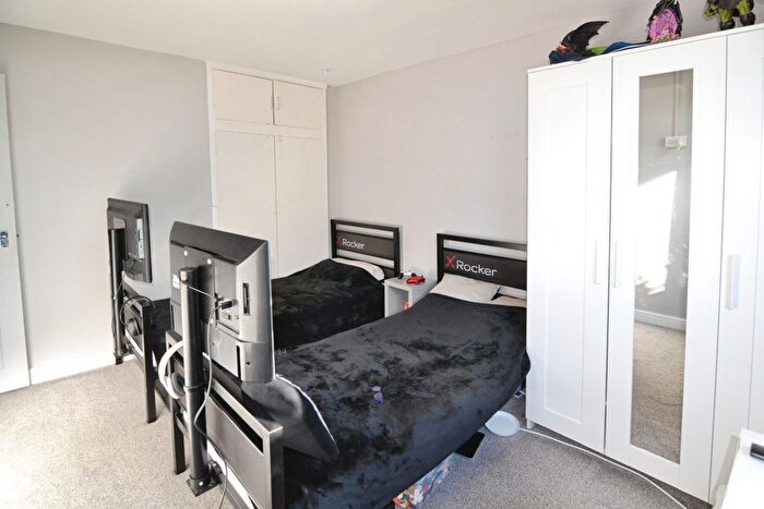 3 Bedroom Terraced House For Sale In Harris Road, Nottingham, NG17