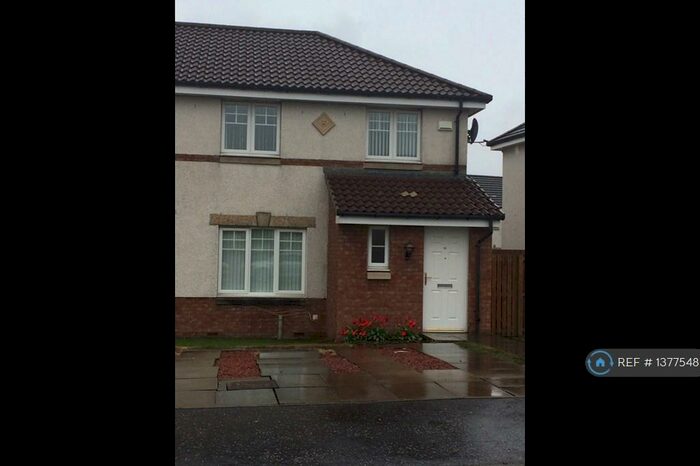 3 Bedroom Semi-Detached House To Rent In Hardridge Road, Glasgow, G52