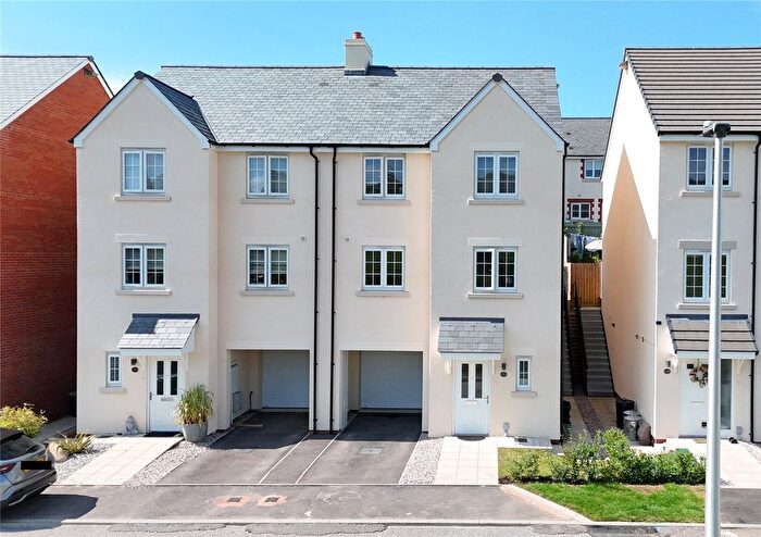 4 Bedroom Semi-Detached House For Sale In Ruby Close, Holsworthy, Devon, EX22