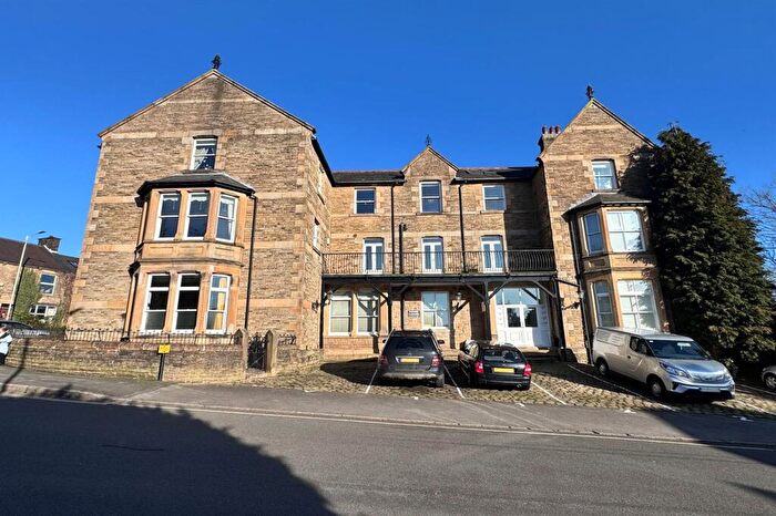 2 Bedroom Flat For Sale In Green Lane, Chinley, SK23