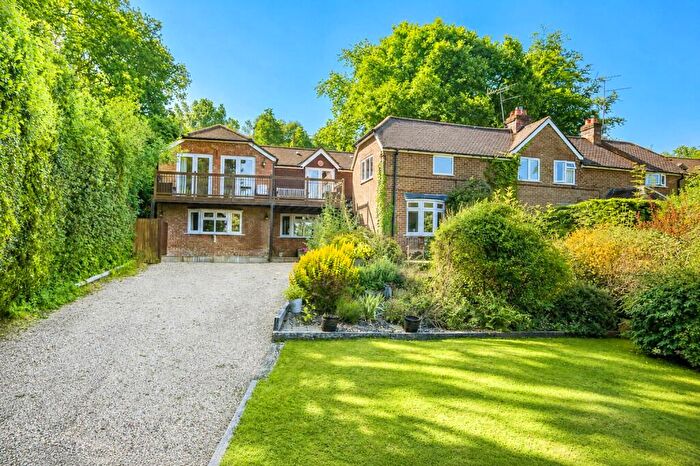 4 Bedroom Semi-Detached House To Rent In Bridle Path, Ewshot, Farnham, Hampshire, GU10