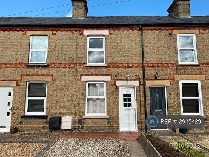 2 Bedroom Terraced House To Rent In Crosshall Road, St Neots, PE19