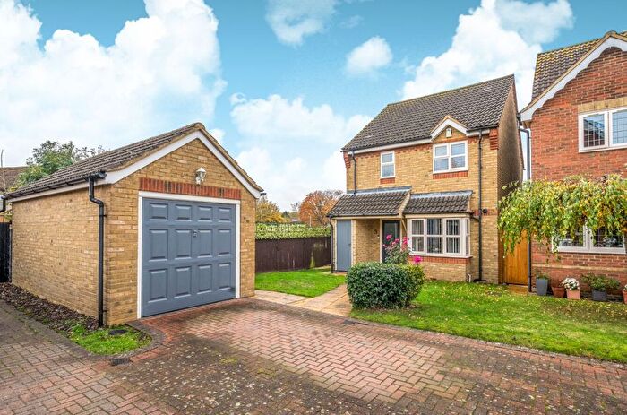 3 Bedroom Detached House For Sale In Horseshoe Close, Marston Moretaine, Bedford, MK43